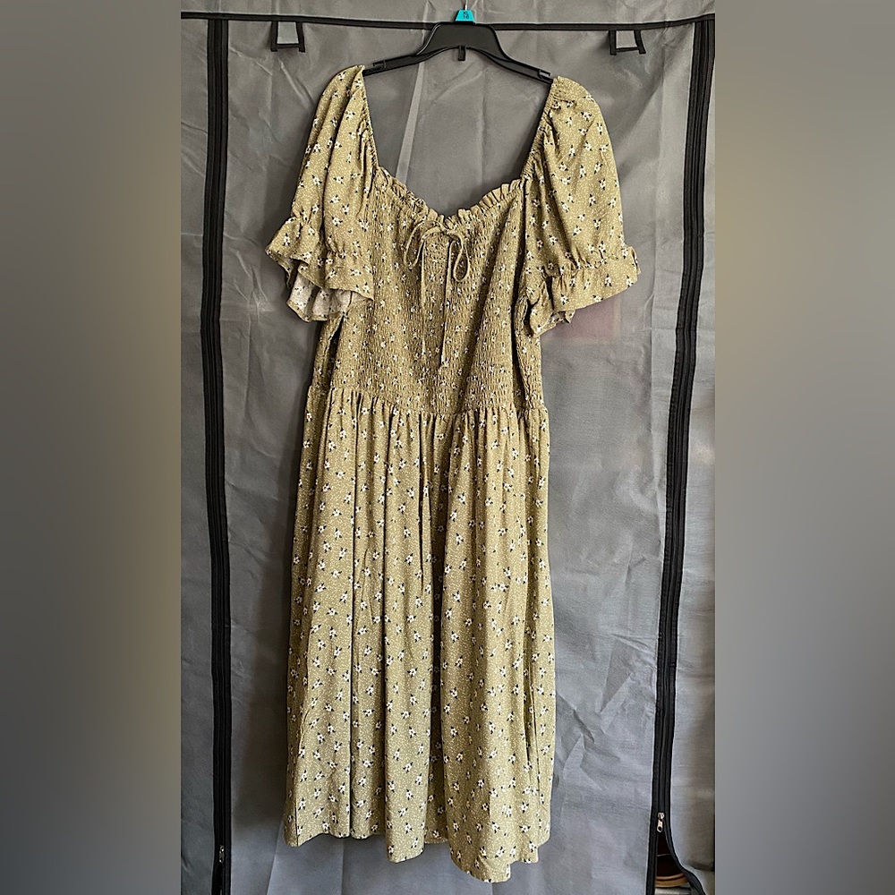 Brand: AUW Size: XL Length: below the knee